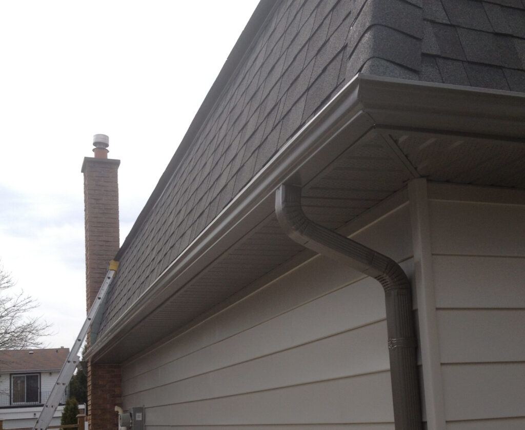 soffit and fascia installation toronto