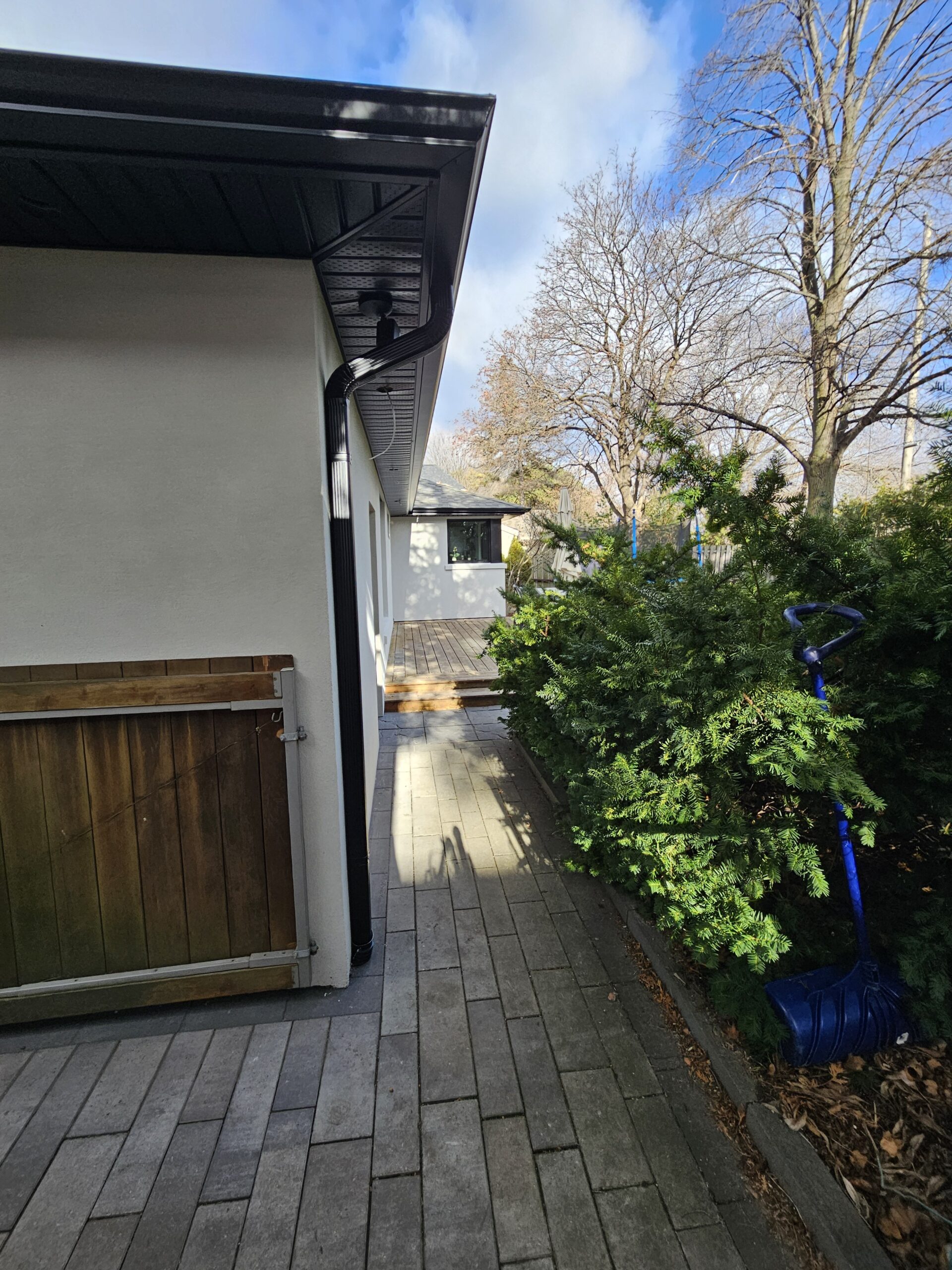soffit replacement with vented aluminum panels on residential home