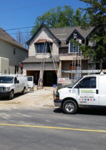 eavestrough repair services hero 01